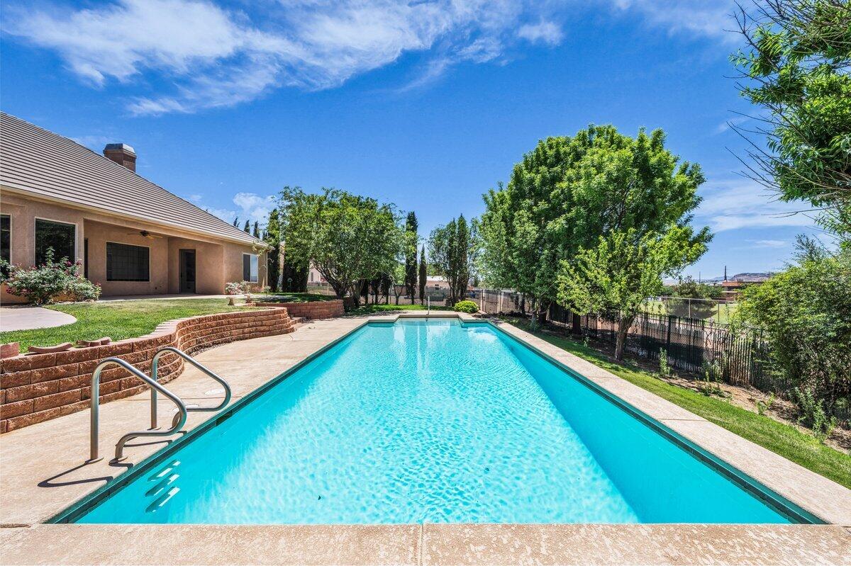 MAJESTIC VIEW - Residential