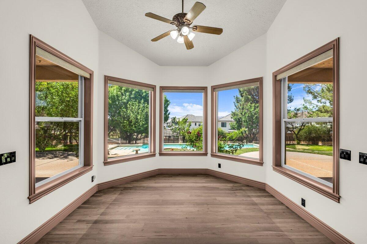 MAJESTIC VIEW - Residential