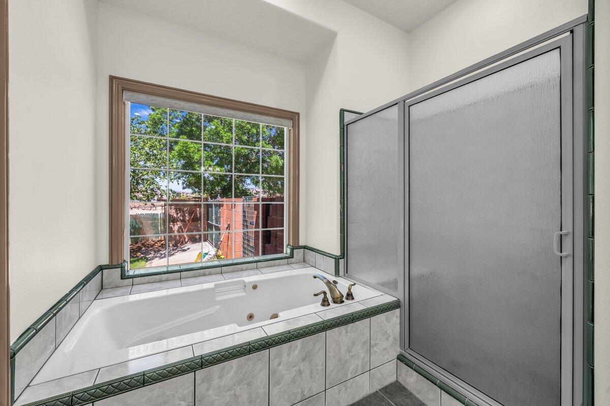 MAJESTIC VIEW - Residential