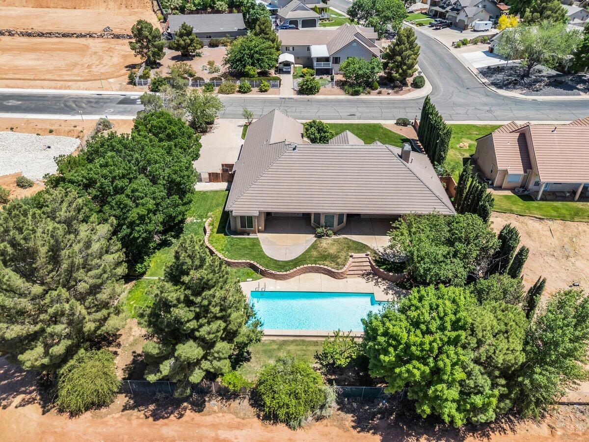 MAJESTIC VIEW - Residential