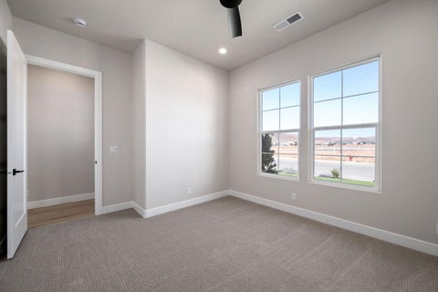 Tiny photo for 4972 S LAKEFRONT Place, Washington, UT 84780 (MLS # 26-273353)