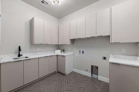 Tiny photo for 4972 S LAKEFRONT Place, Washington, UT 84780 (MLS # 26-273353)