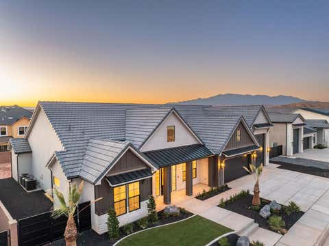Tiny photo for 4972 S LAKEFRONT Place, Washington, UT 84780 (MLS # 26-273353)