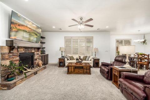 Tiny photo for 994 S 1740 E, Saint George, UT 84790 (MLS # 25-259796)