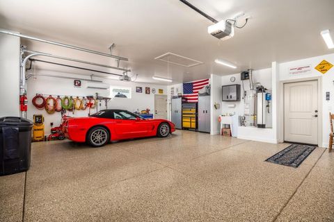 Tiny photo for 994 S 1740 E, Saint George, UT 84790 (MLS # 25-259796)