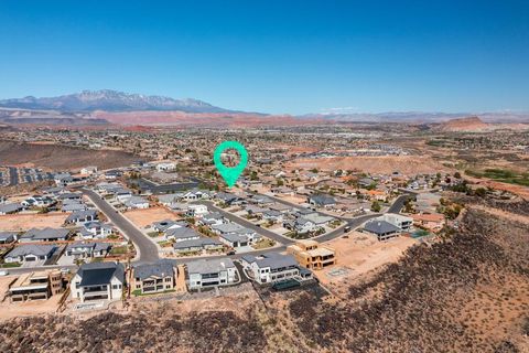 Tiny photo for 994 S 1740 E, Saint George, UT 84790 (MLS # 25-259796)