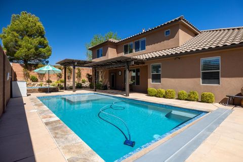 Tiny photo for 994 S 1740 E, Saint George, UT 84790 (MLS # 25-259796)