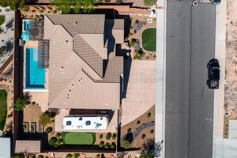 Tiny photo for 994 S 1740 E, Saint George, UT 84790 (MLS # 25-259796)