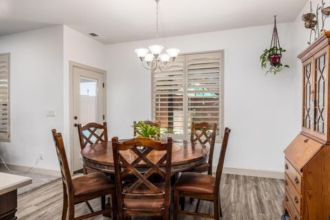 Tiny photo for 994 S 1740 E, Saint George, UT 84790 (MLS # 25-259796)