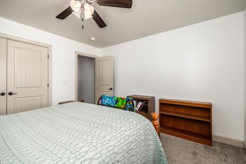 Tiny photo for 994 S 1740 E, Saint George, UT 84790 (MLS # 25-259796)
