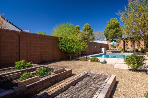 Tiny photo for 994 S 1740 E, Saint George, UT 84790 (MLS # 25-259796)