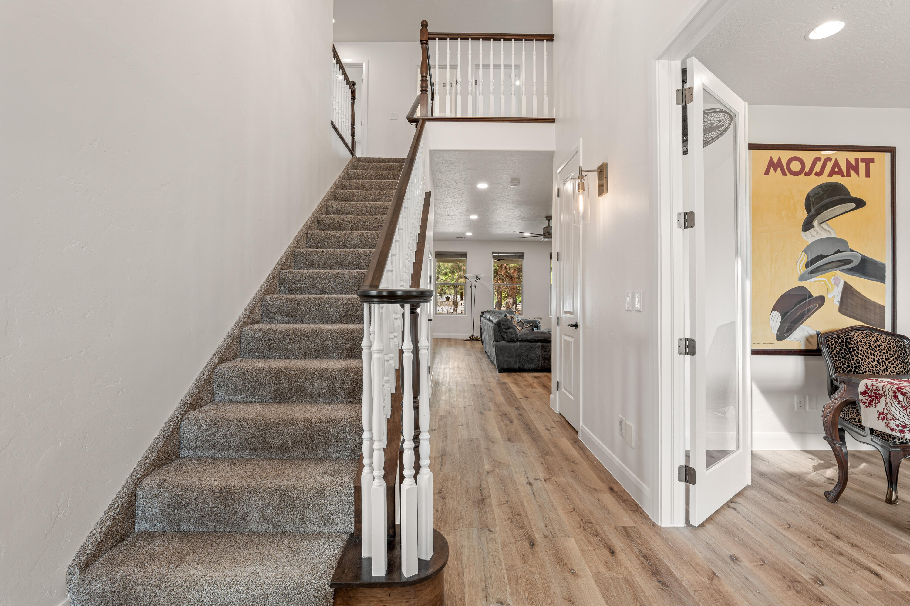 DIAMOND VALLEY ACRES - Residential