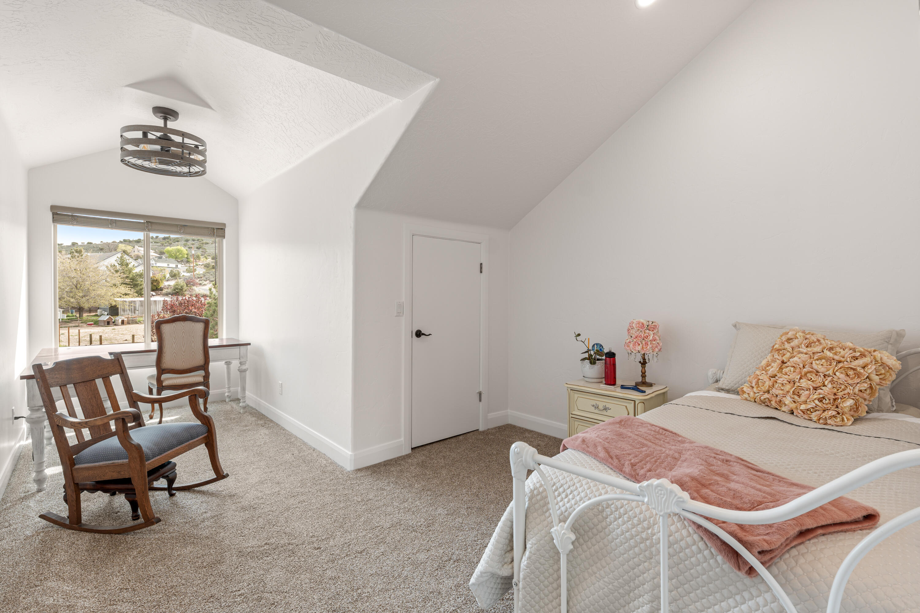 DIAMOND VALLEY ACRES - Residential