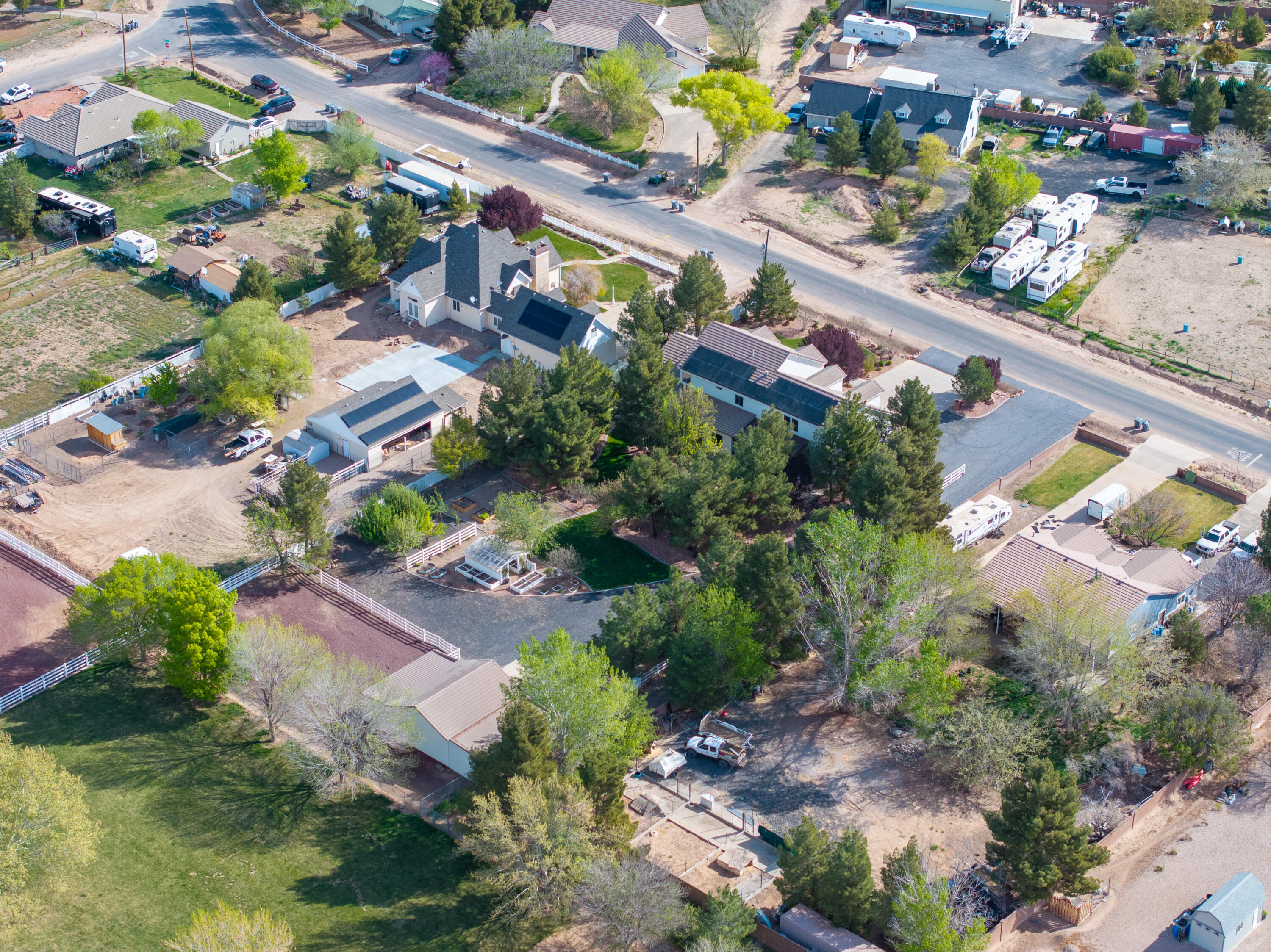 DIAMOND VALLEY ACRES - Residential