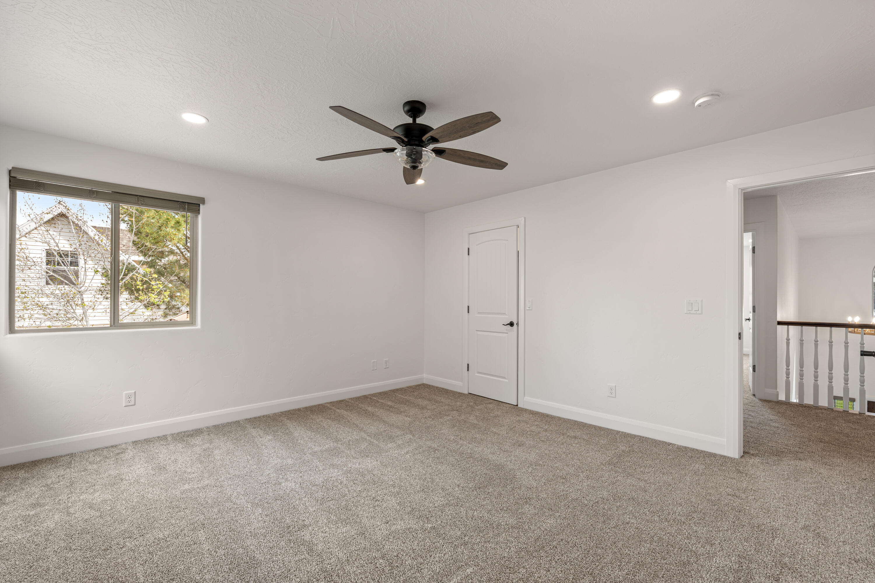 DIAMOND VALLEY ACRES - Residential