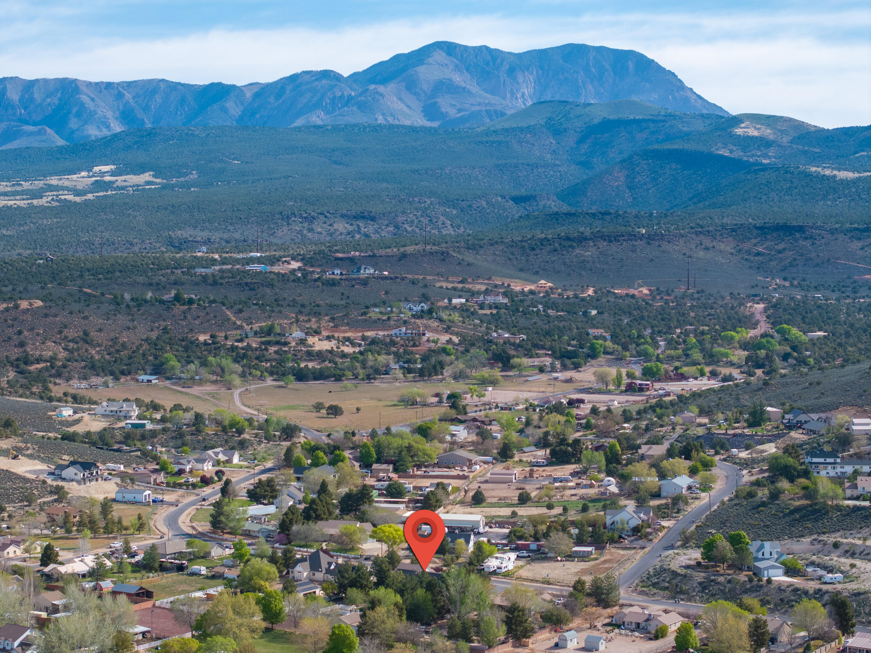 DIAMOND VALLEY ACRES - Residential