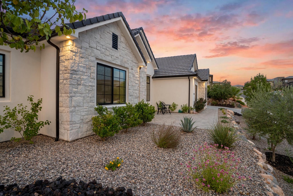 Photo of 793 W Scenario ST, Washington, UT 84780 (MLS # 26-274408)