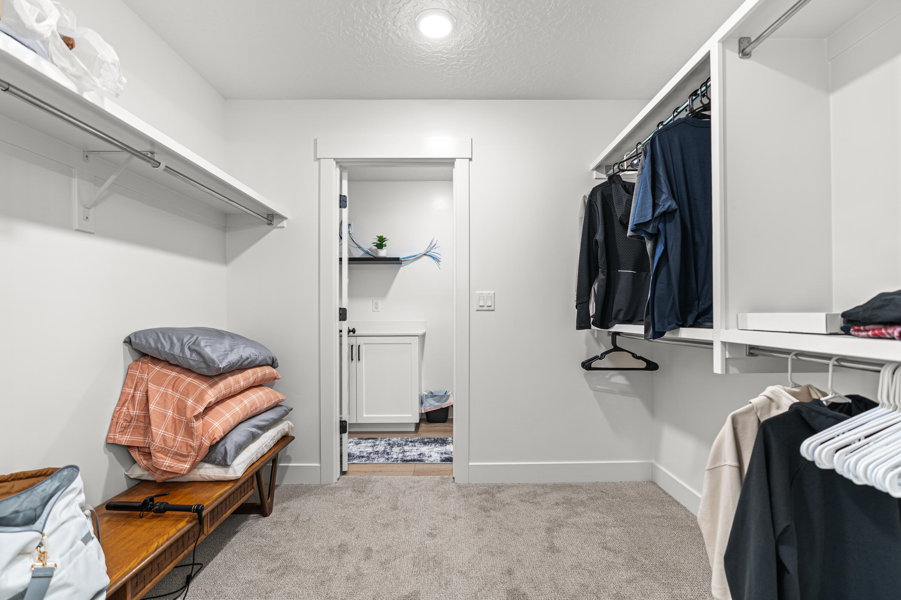 DESERT VISTA TOWNHOMES AT DESERT CANYONS - Residential