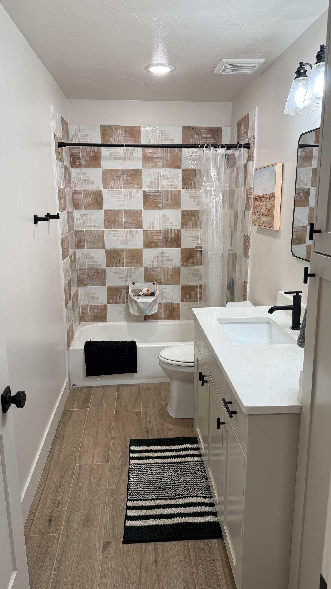 ENTERPRISE TOWNSITE - Residential