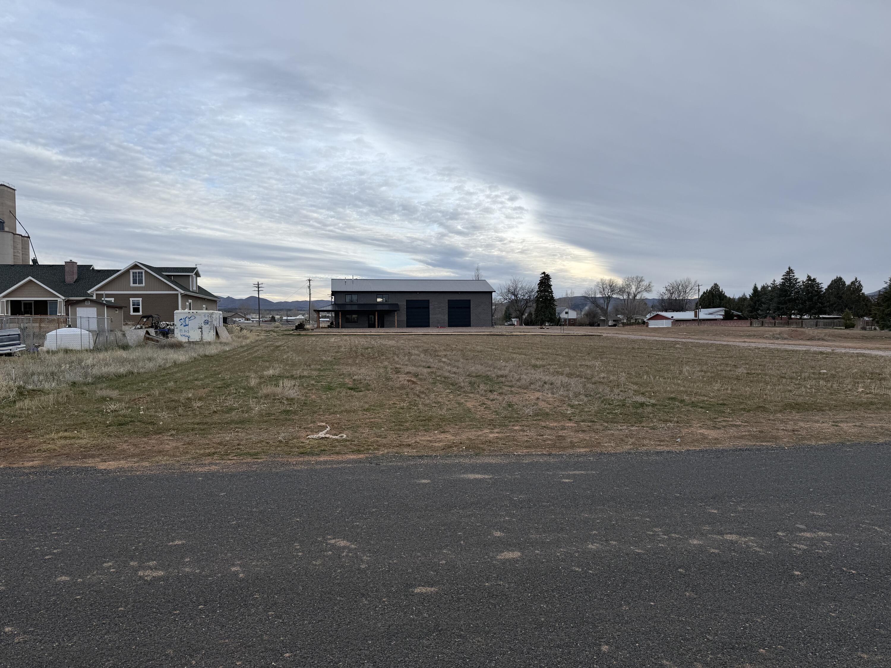 ENTERPRISE TOWNSITE - Residential