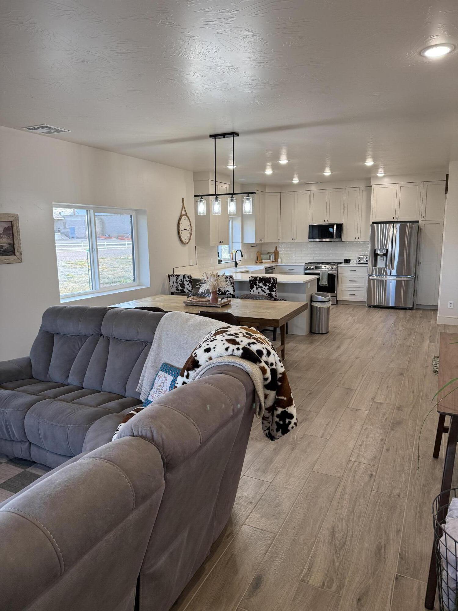 ENTERPRISE TOWNSITE - Residential