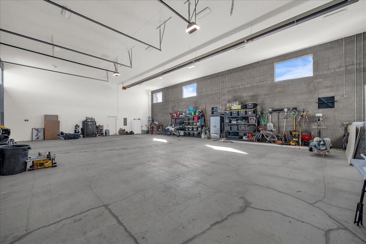 ENTERPRISE TOWNSITE - Residential