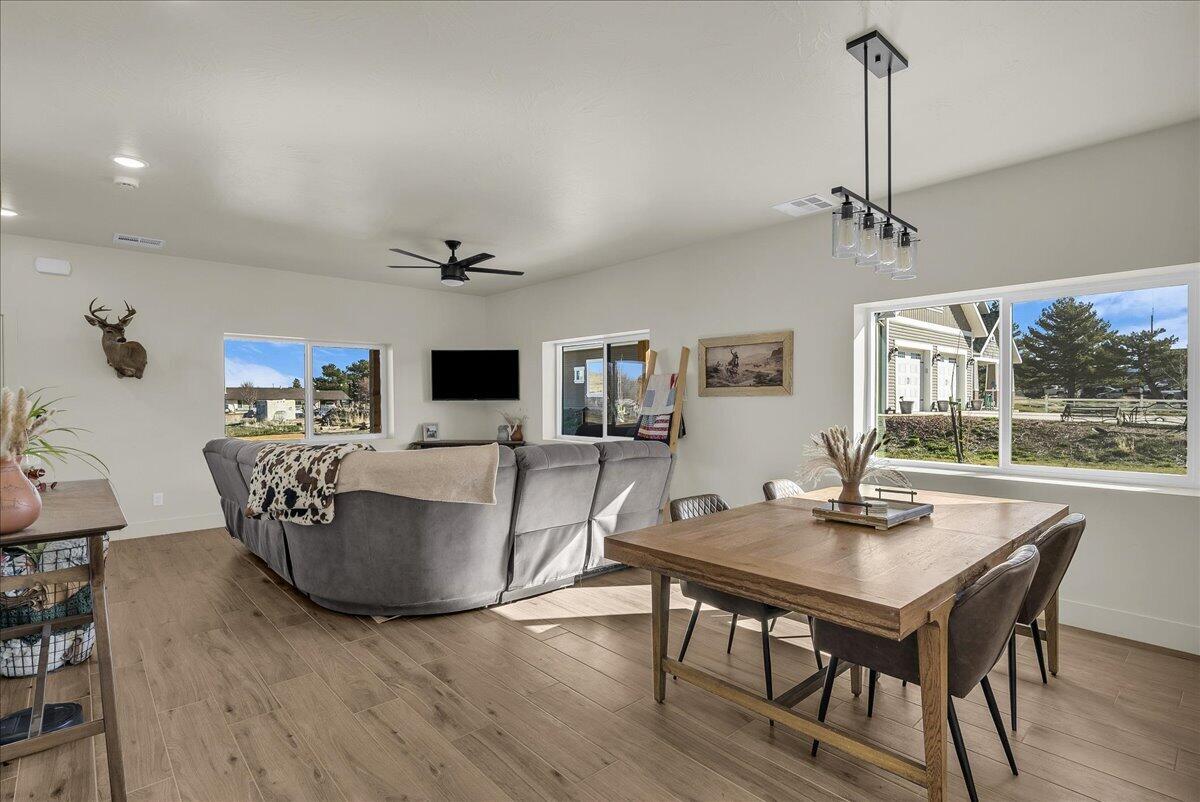 ENTERPRISE TOWNSITE - Residential