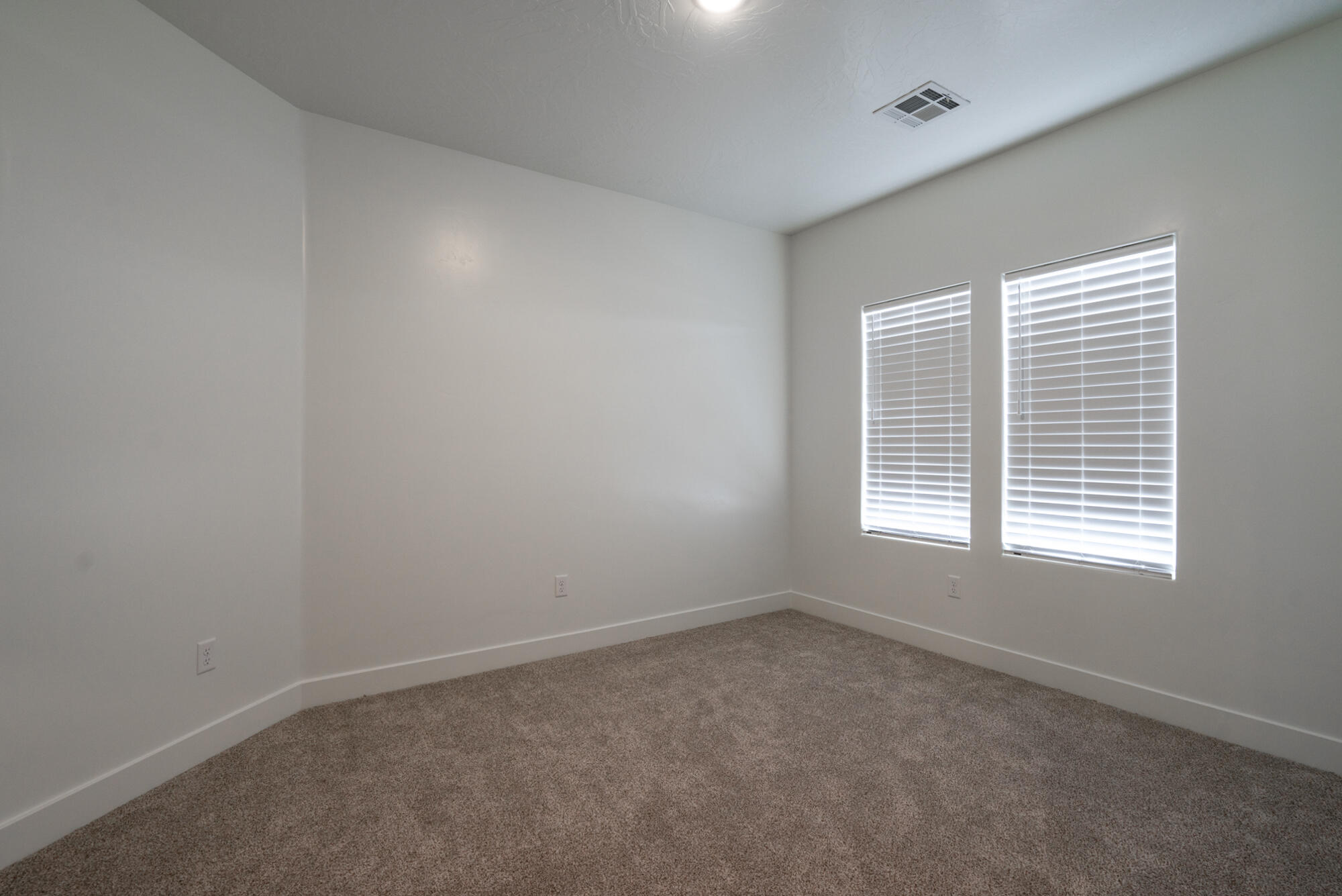 DESERT CROSSING - Residential