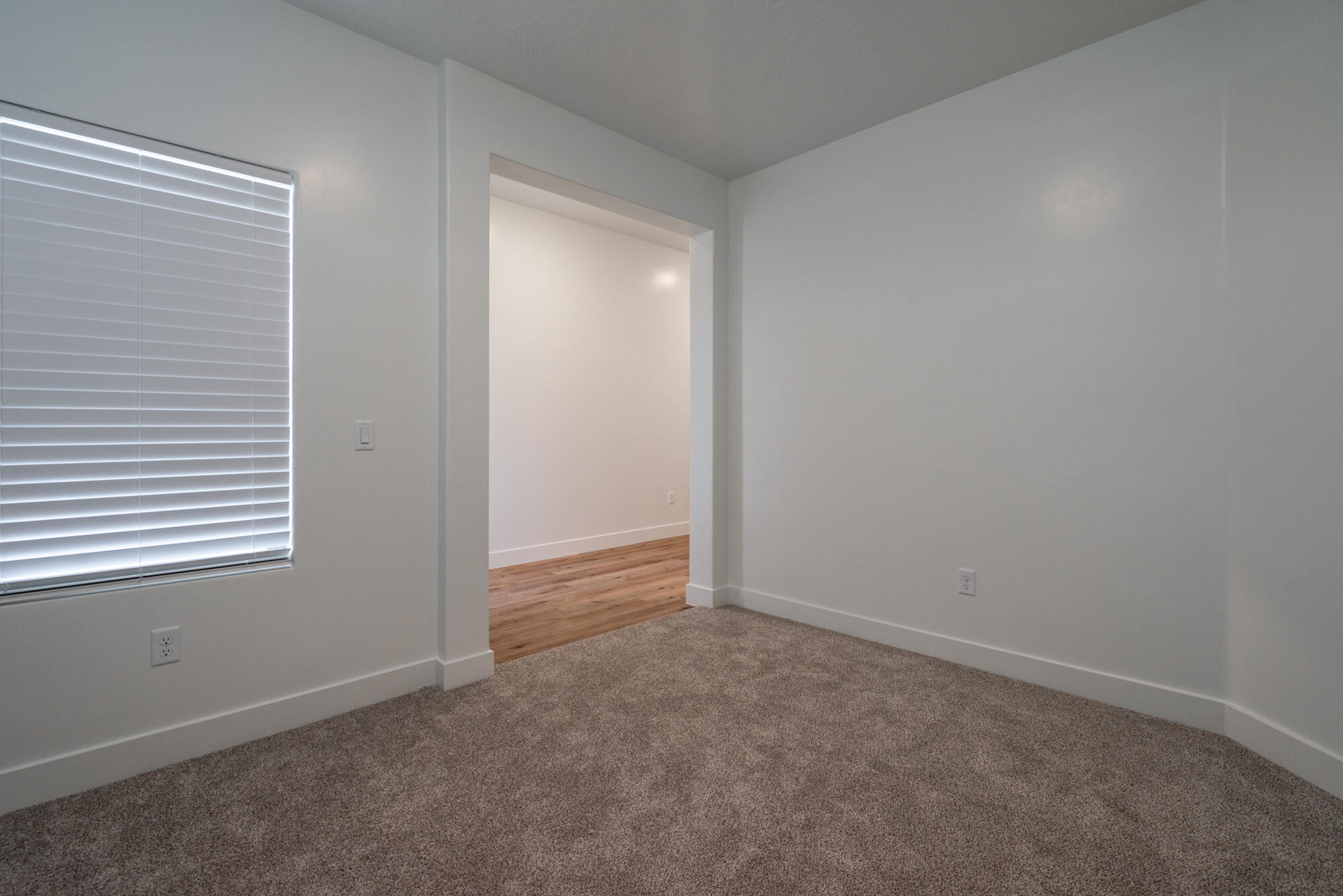 DESERT CROSSING - Residential