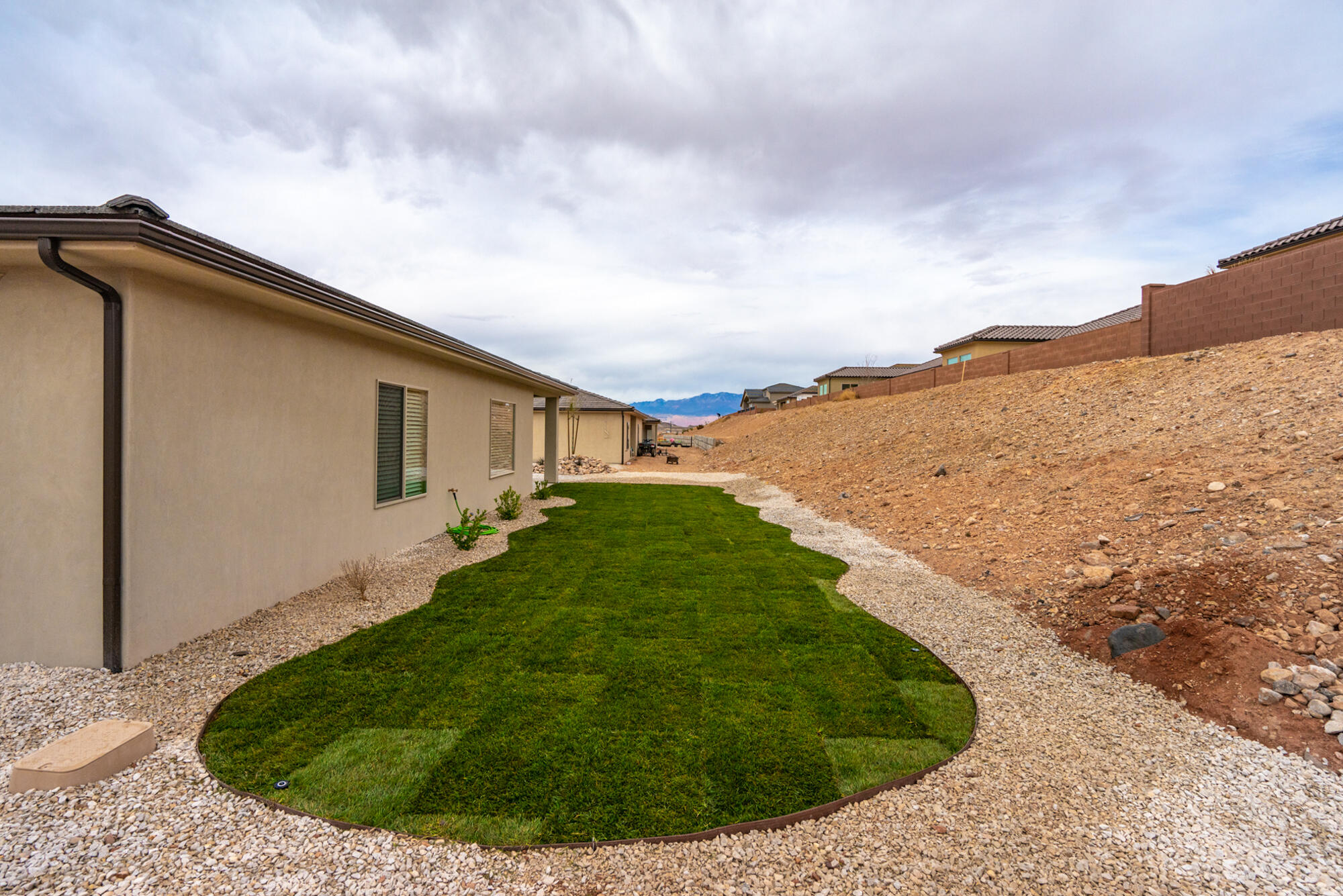 DESERT CROSSING - Residential