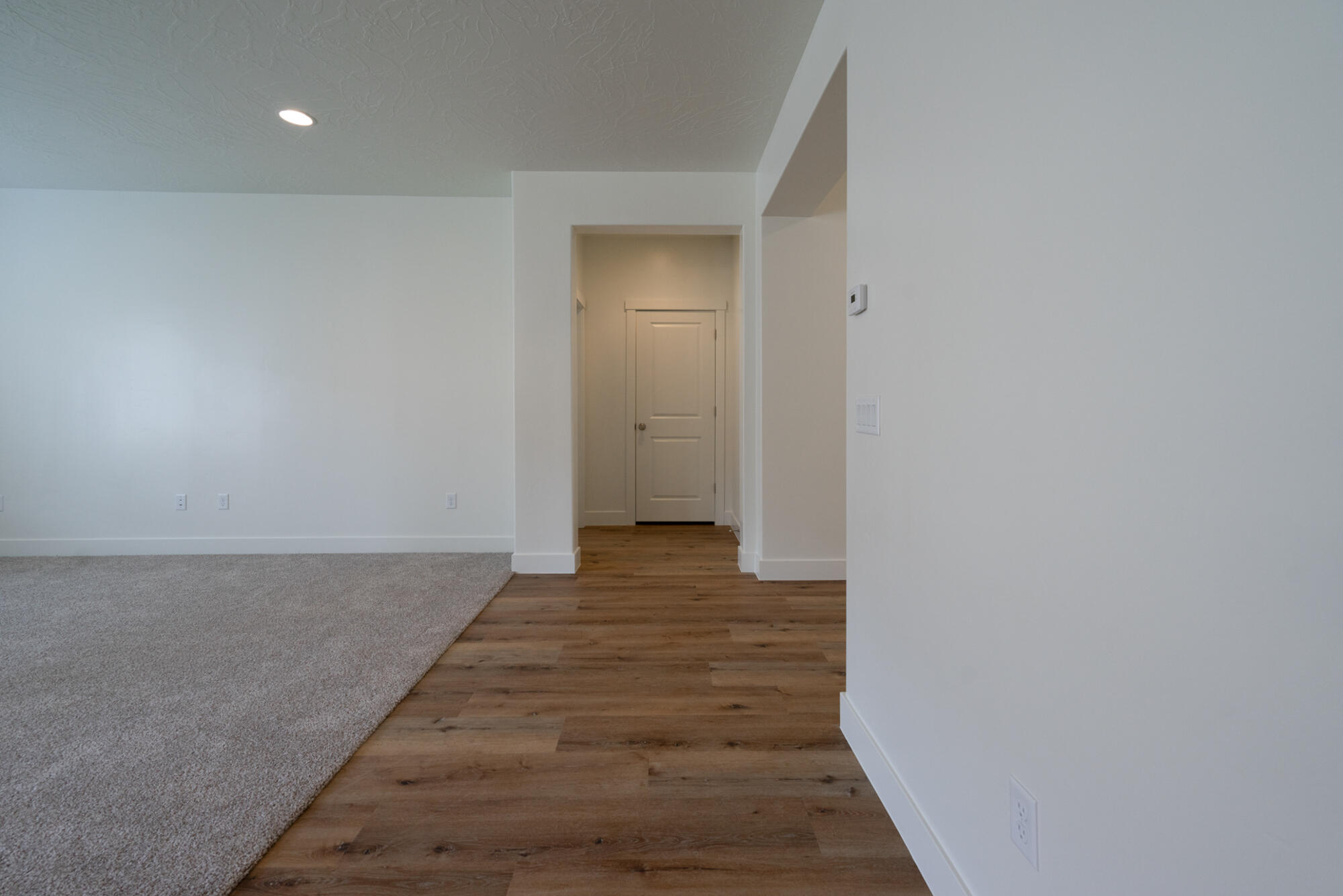 DESERT CROSSING - Residential