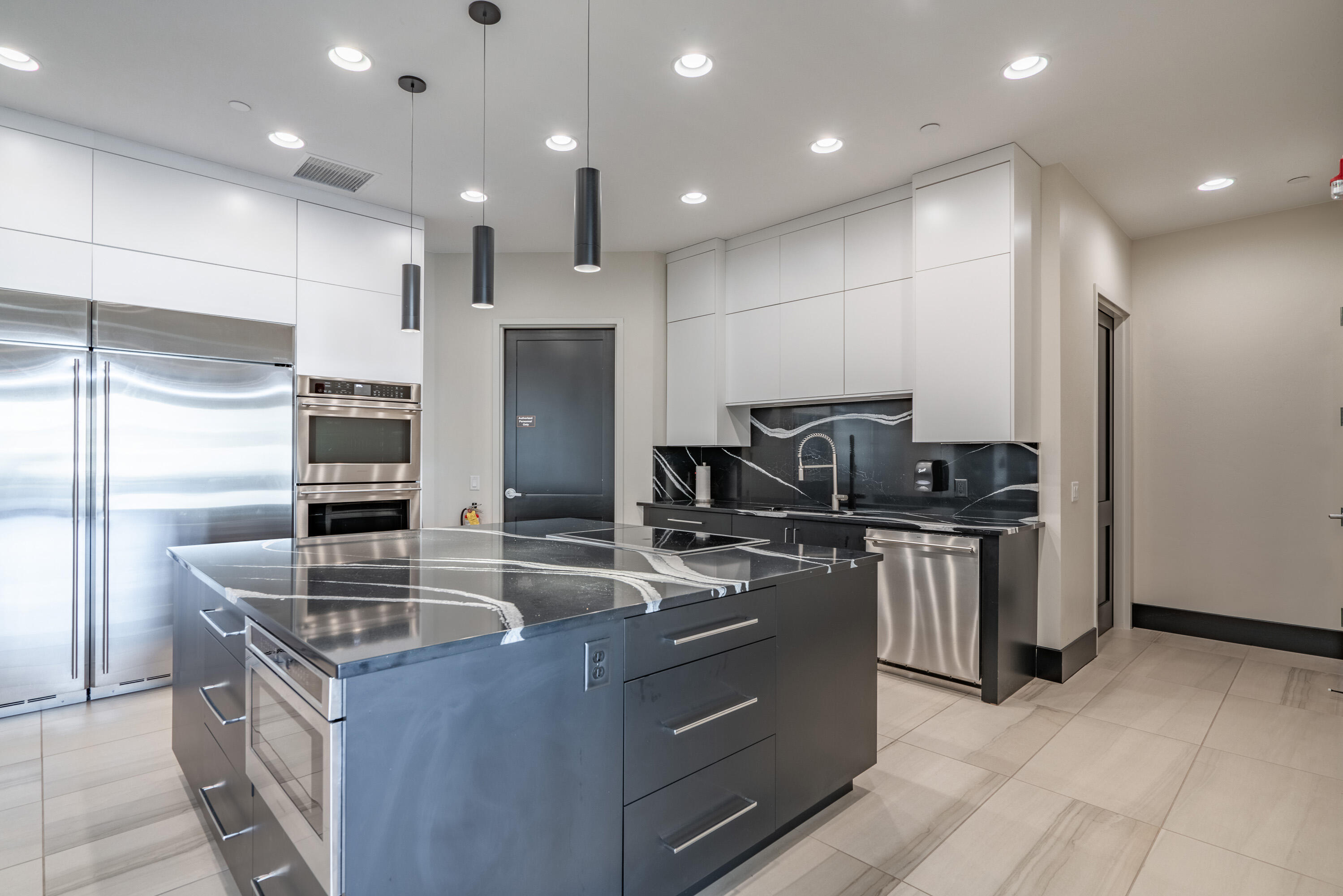 VILLAS AT SUN RIVER - Residential