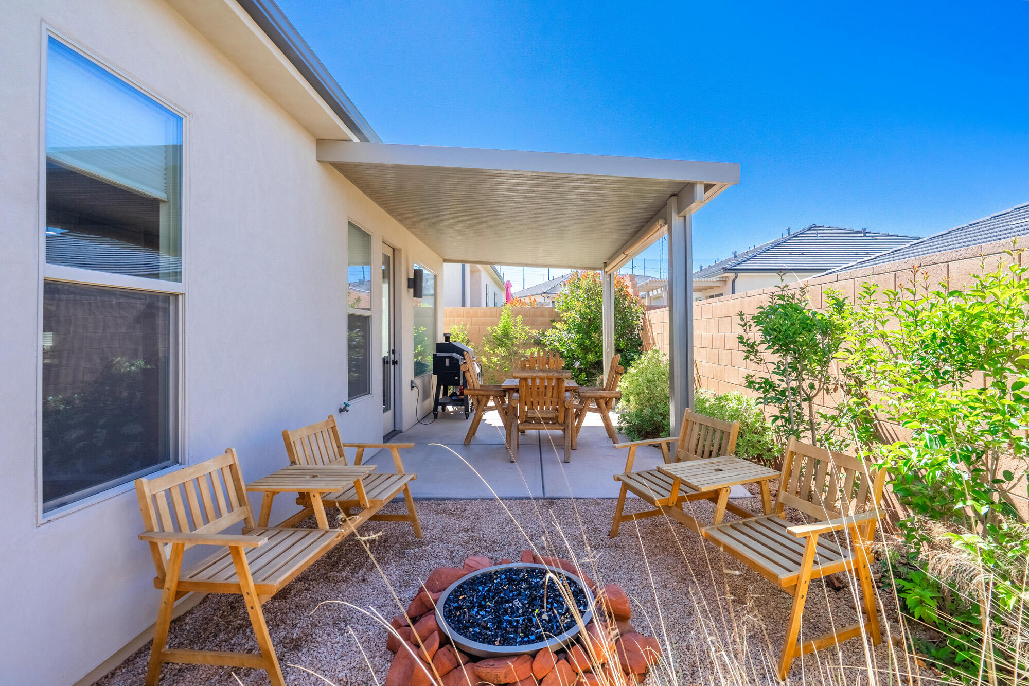 VILLAS AT SUN RIVER - Residential