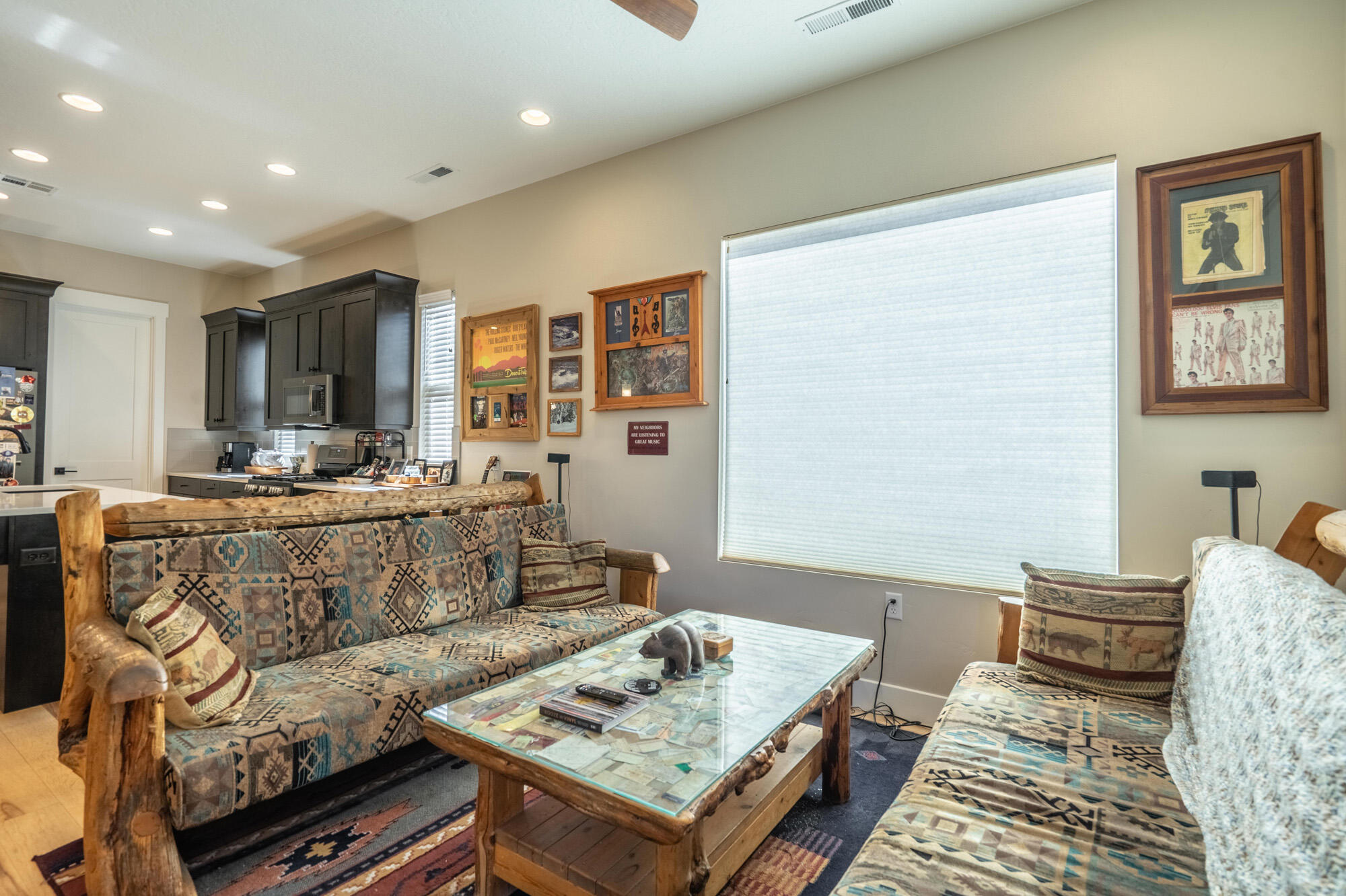 VILLAS AT SUN RIVER - Residential