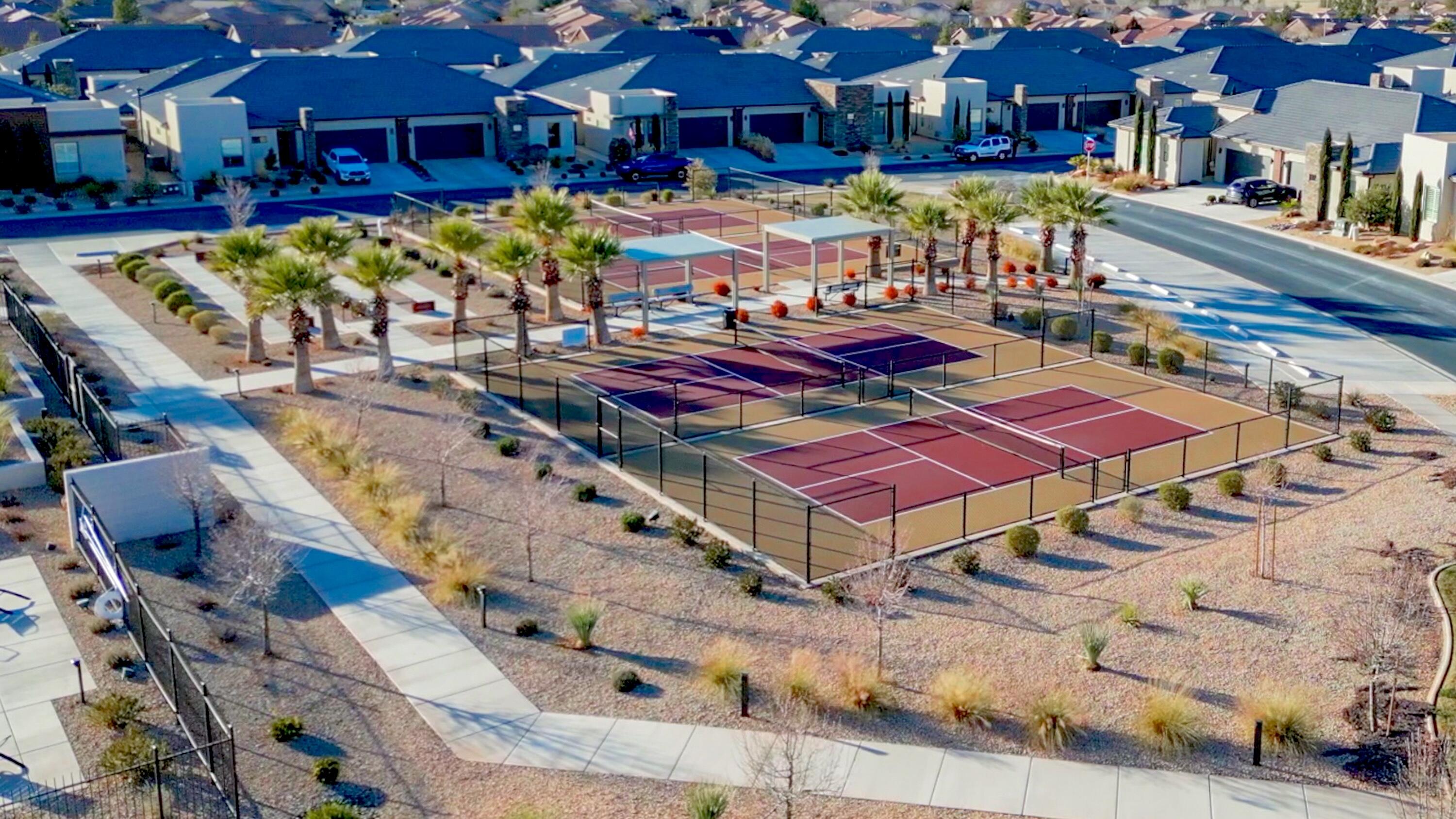 VILLAS AT SUN RIVER - Residential