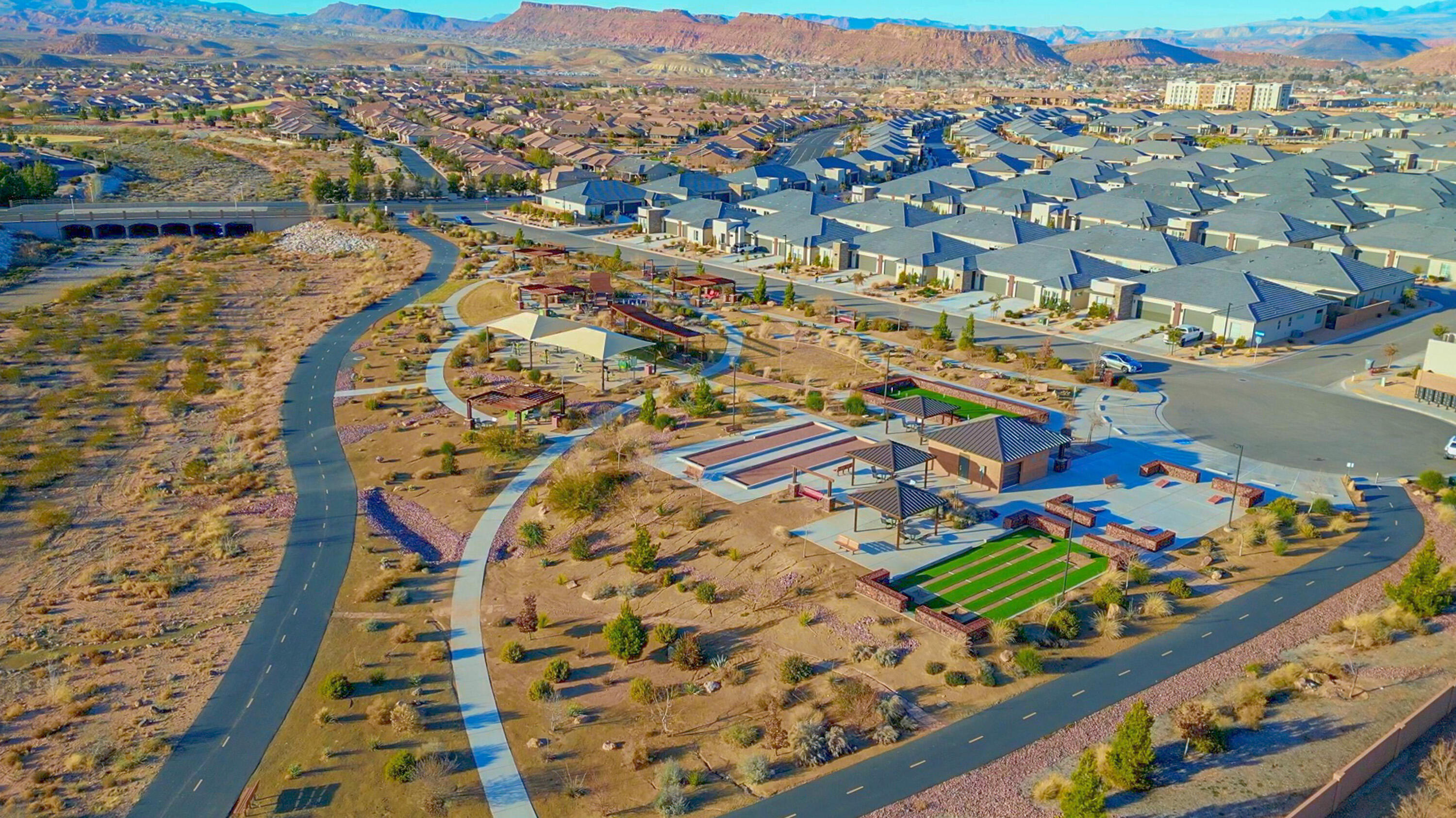 VILLAS AT SUN RIVER - Residential