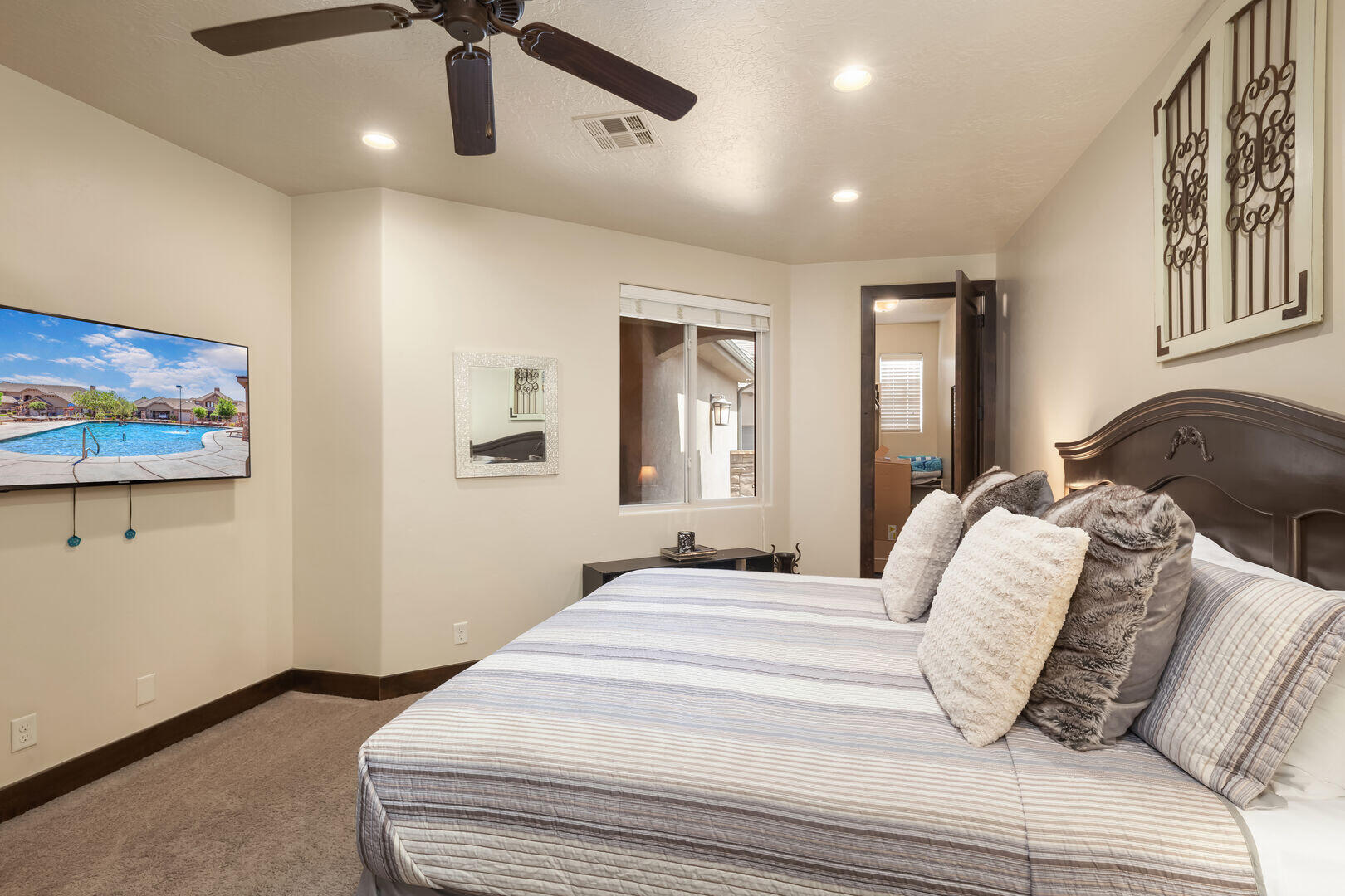 CORAL RIDGE TOWNHOMES - Residential