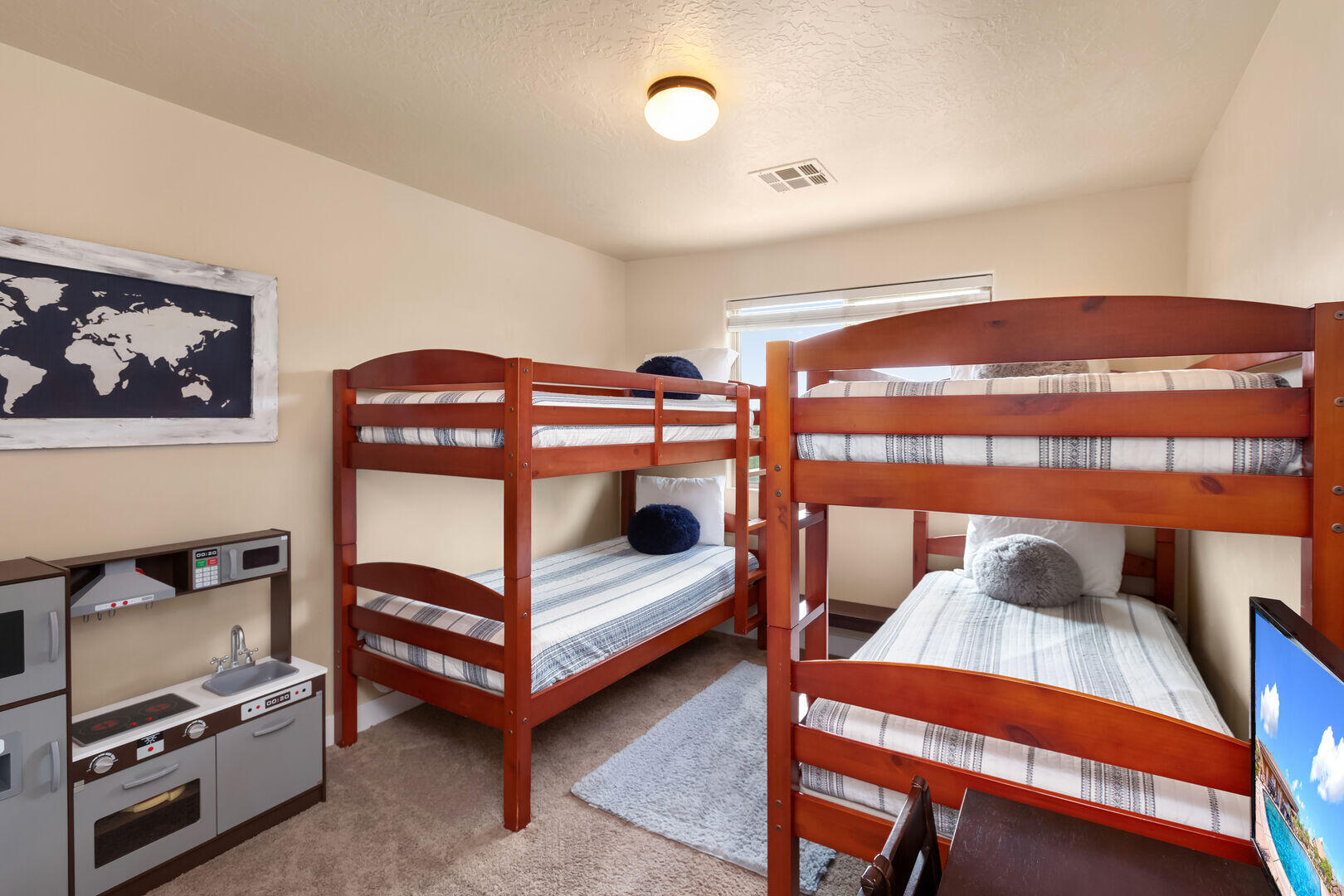 CORAL RIDGE TOWNHOMES - Residential