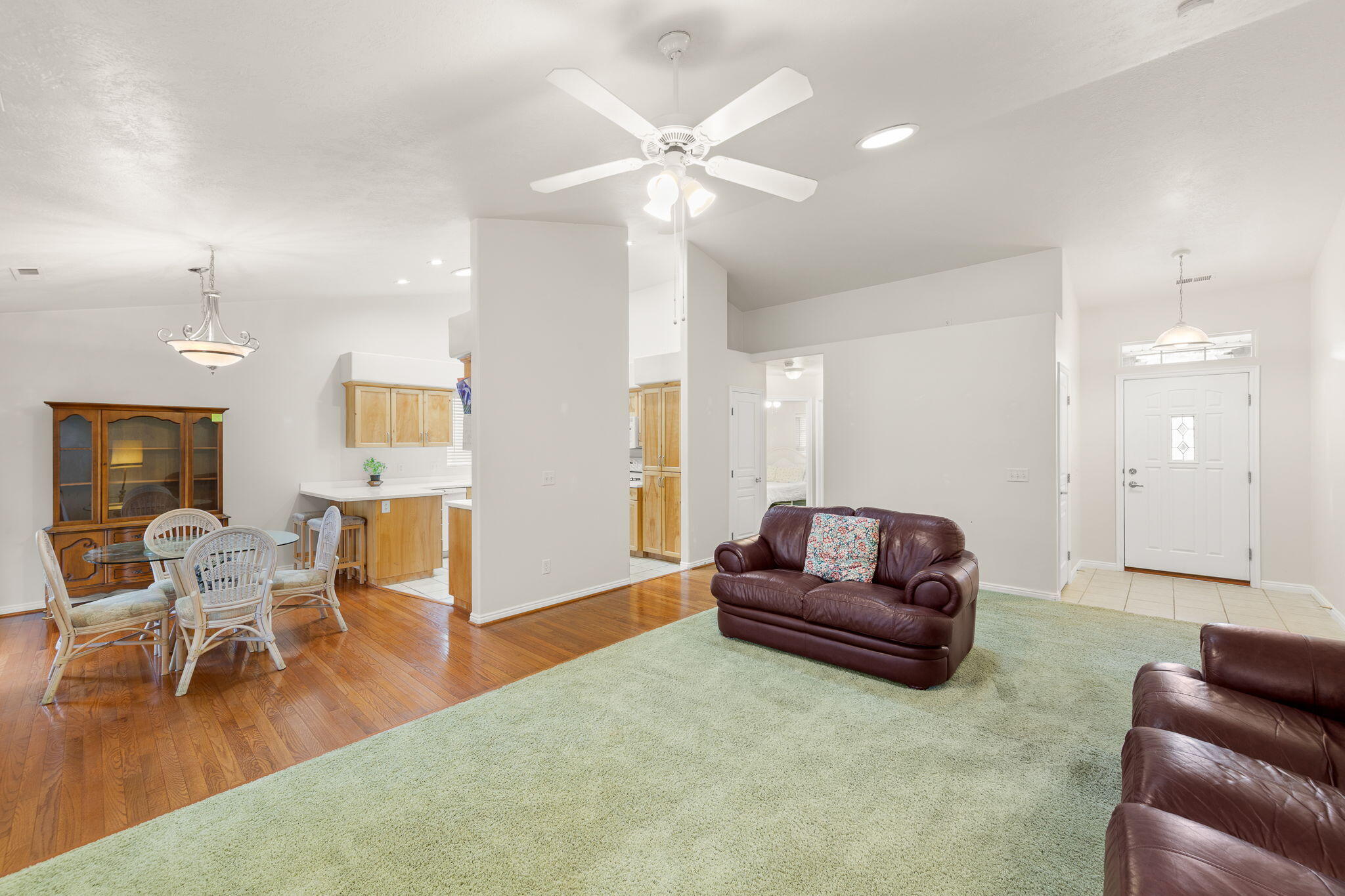 FOX BOROUGH - Residential