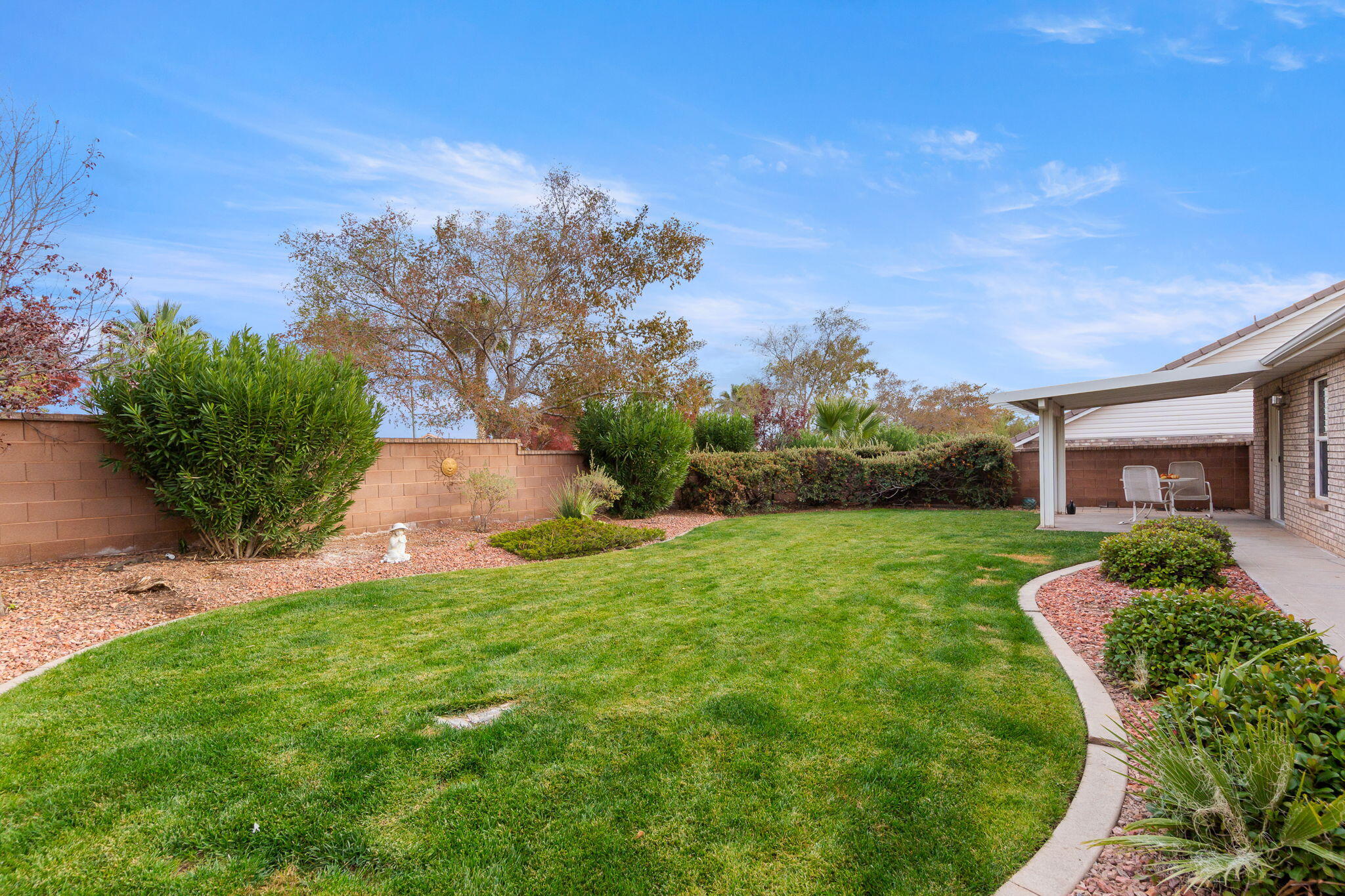 FOX BOROUGH - Residential