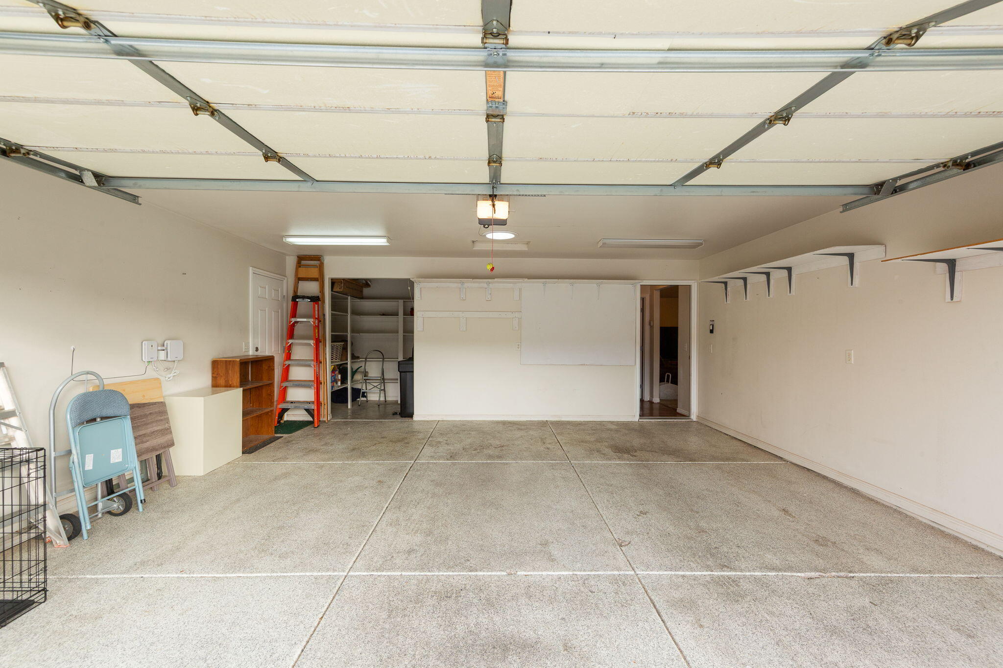 FOX BOROUGH - Residential