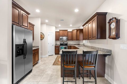 Tiny photo for 1499 W 725 S, Hurricane, UT 84737 (MLS # 26-271654)