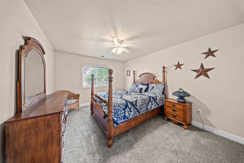Tiny photo for 1499 W 725 S, Hurricane, UT 84737 (MLS # 26-271654)
