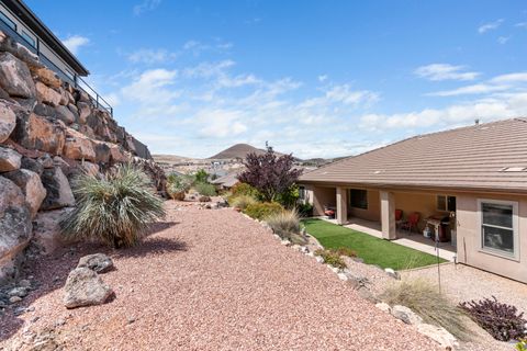 Tiny photo for 1499 W 725 S, Hurricane, UT 84737 (MLS # 26-271654)