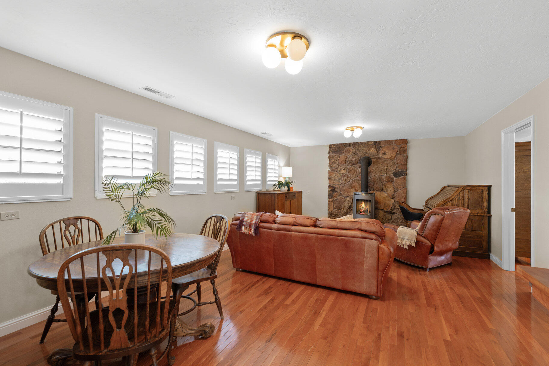 SILVER REEF ESTATES - Residential