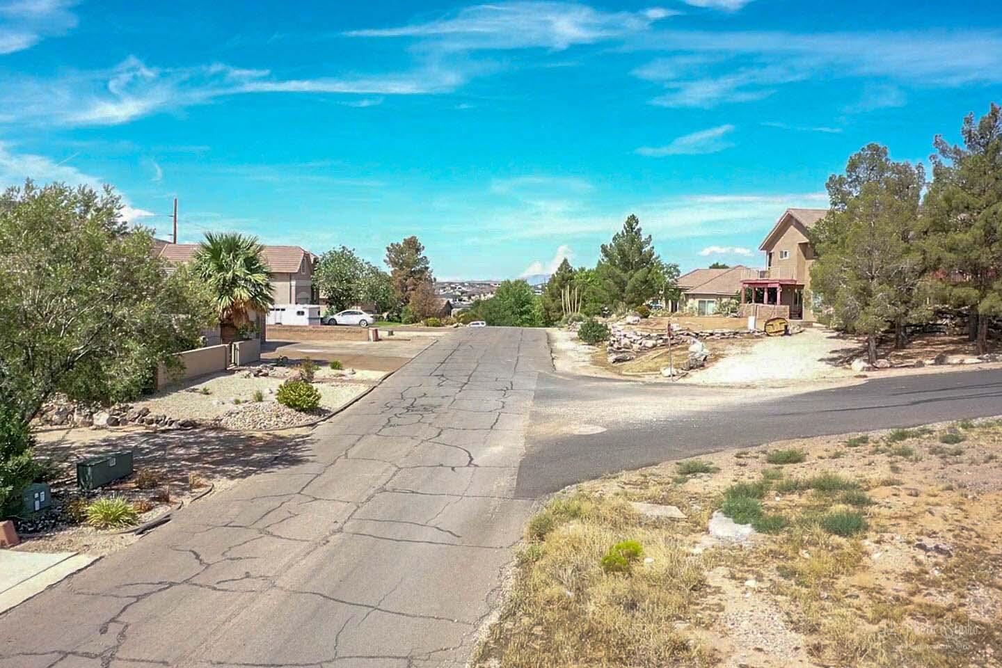 HURRICANE GARDEN HOMES - Land