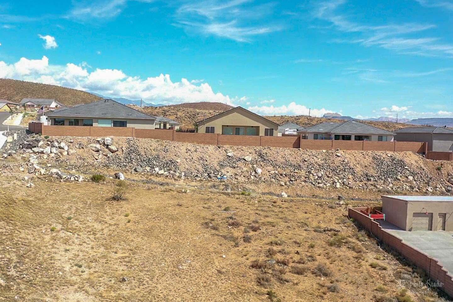 HURRICANE GARDEN HOMES - Land