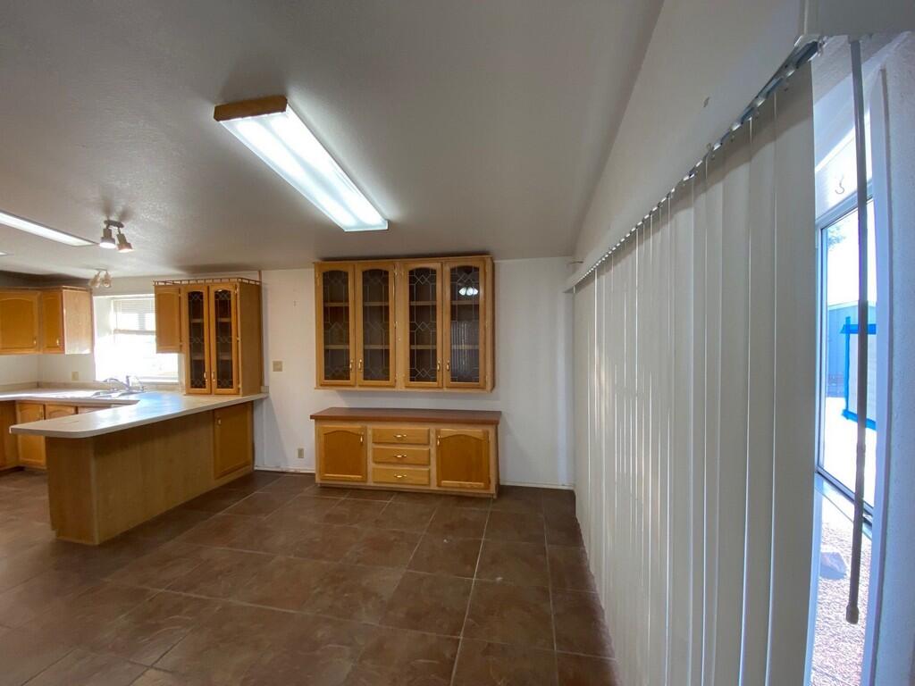 LAVA BLUFF MOBILE HOME PARK - Residential