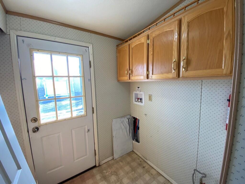 LAVA BLUFF MOBILE HOME PARK - Residential