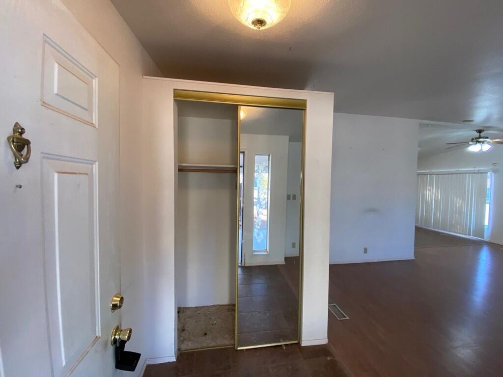 LAVA BLUFF MOBILE HOME PARK - Residential